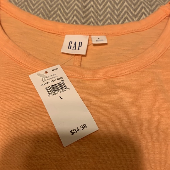 NWT. GAP pocket tee dress. Pretty peachy-orange color. Size Large. - Picture 3 of 4